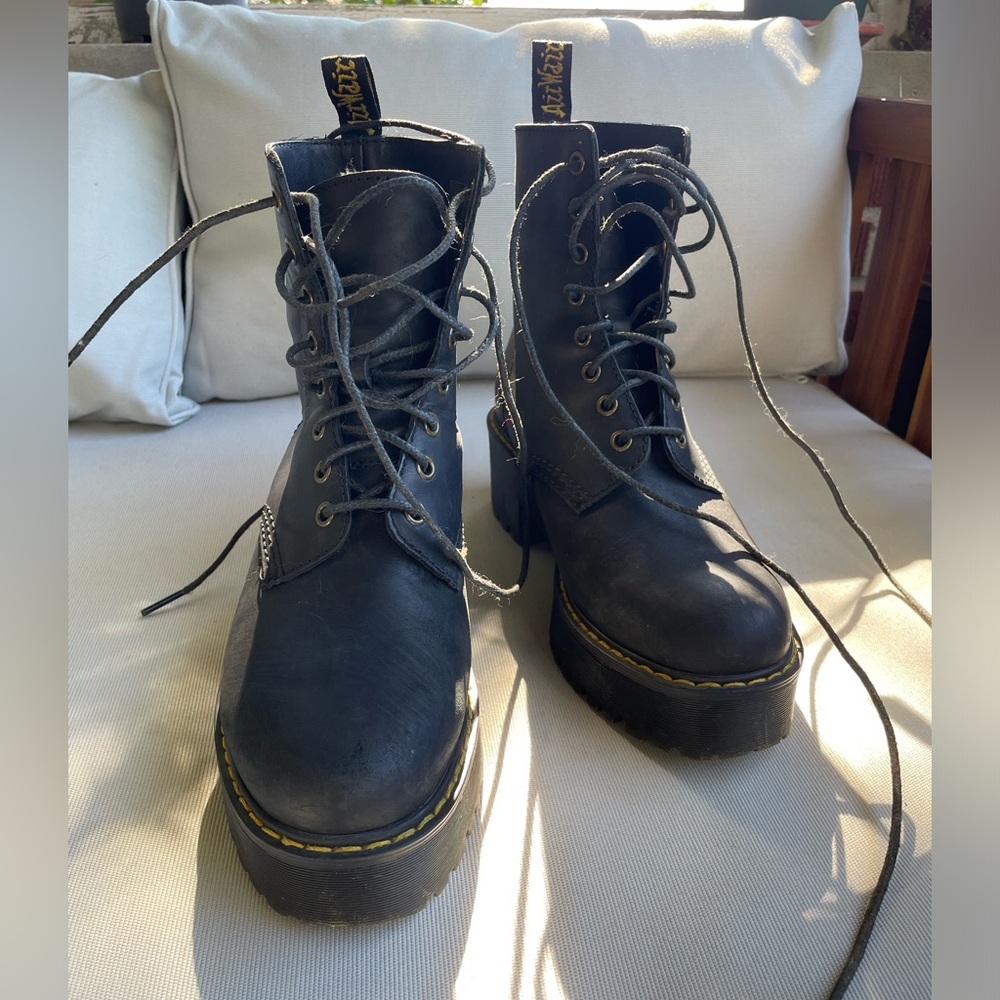 Dr. Martens Shriver Hi Black Size 8